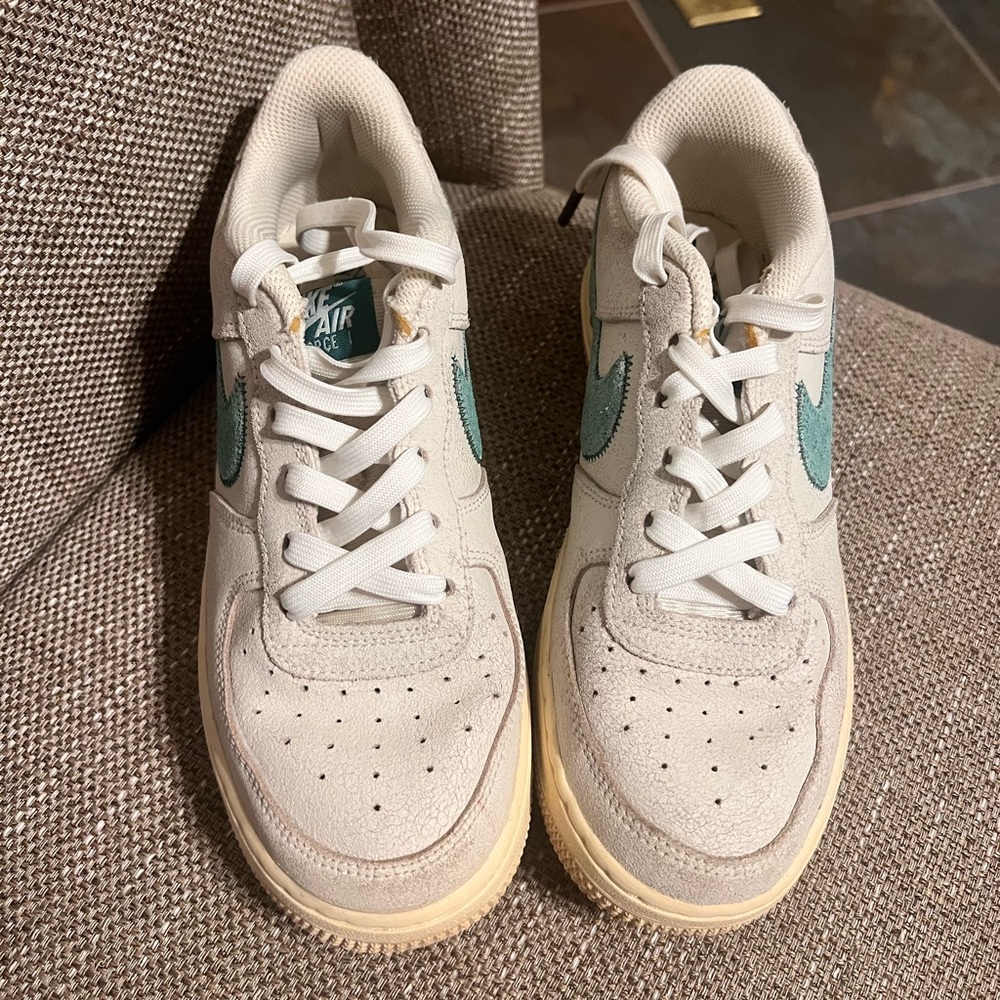 Nike Air Force 1